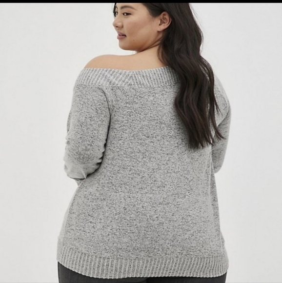 torrid grey sweater size 3 (22-24) - Picture 3 of 5